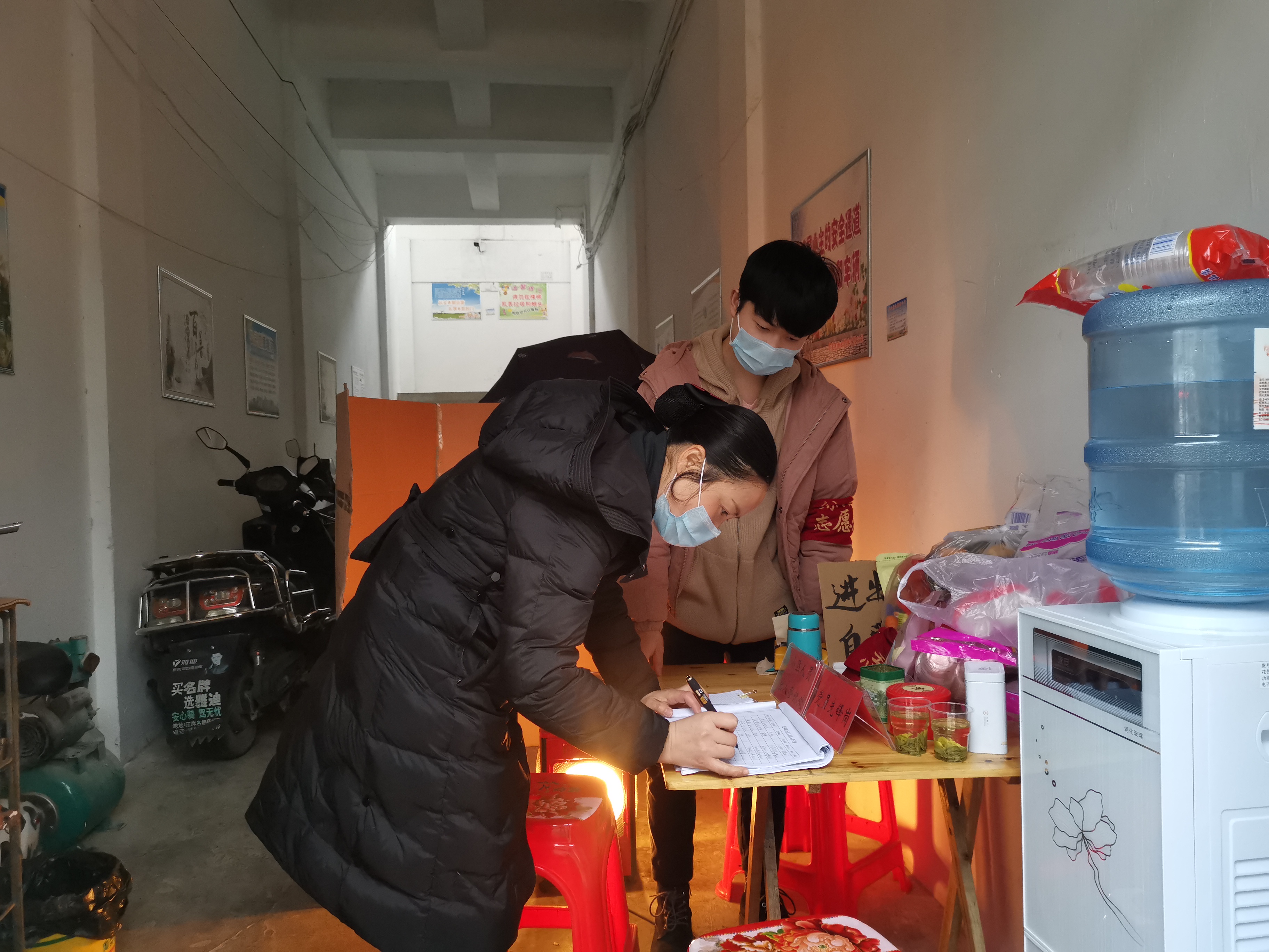 就近就地、力所能及、疫情防控、积极参与——英国365集团员工参与疫情防控志愿服务（三）